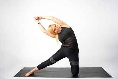 Extended Gate Latch – Utthita Parighasana
