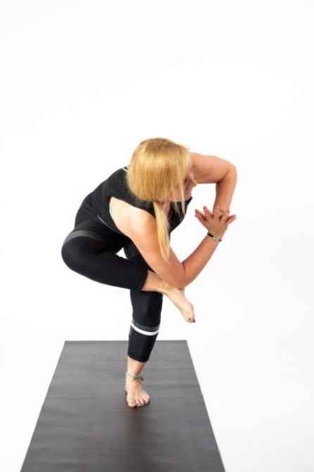 Twist Half Chair – Parivrtta Ardha Utkatasana