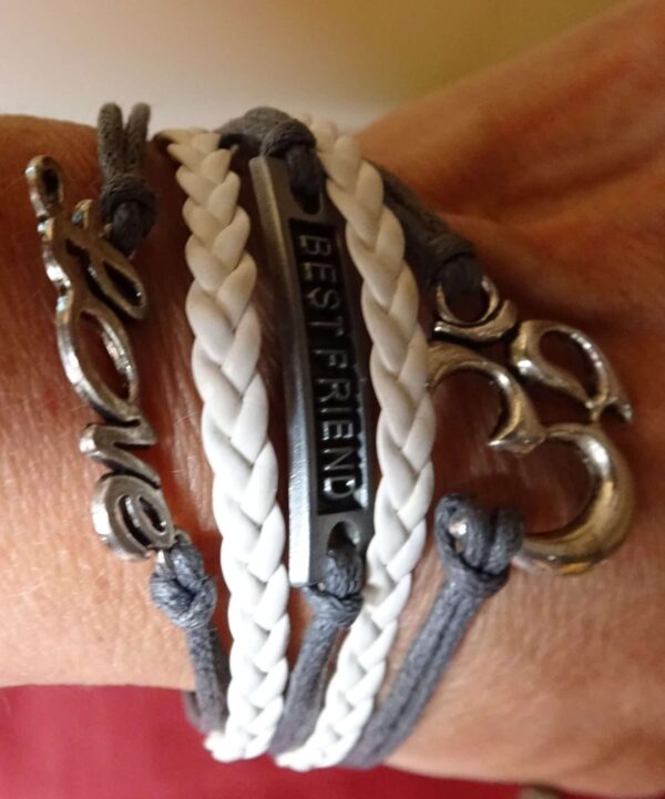 OM Best-Friend Love Bracelet #20YC187