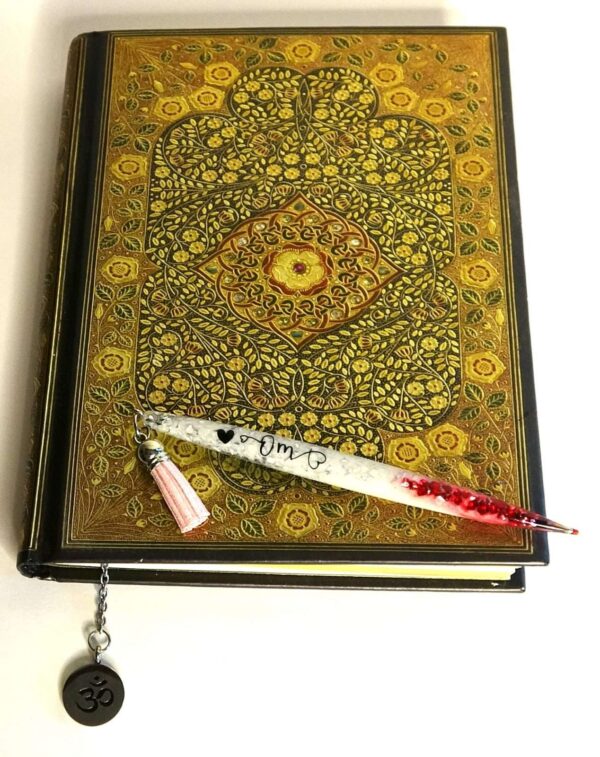 OM Bookmark and Pen, Bookmark Epoxy Resin, OM Pendant. OM Pen. Yogis Best Gifts, Gifts For Yoga Lovers.